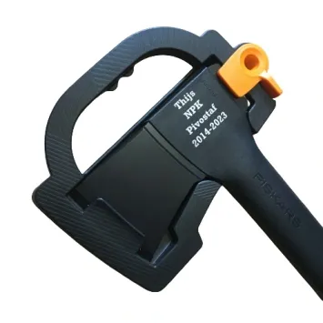 Fiskars Bijl CanadaSolid